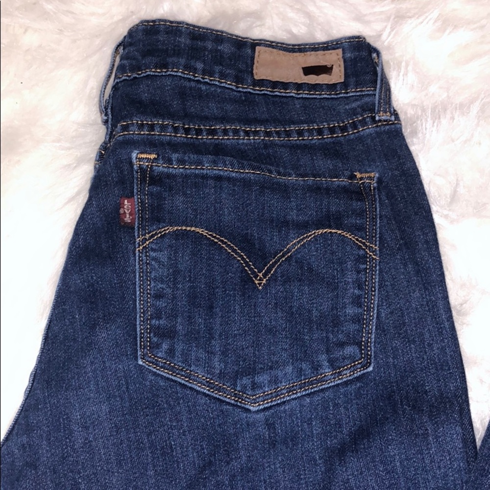 Levi’s Demi Curve Dark Wash Jeans - Picture 4 of 6